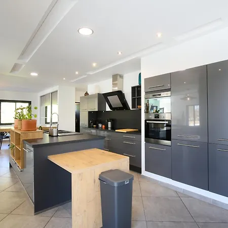 200m2 A 15 Min Du Centre De Toulouse Balma