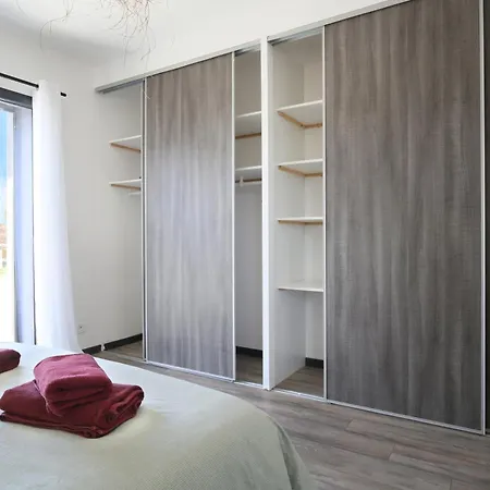 200m2 A 15 Min Du Centre De Toulouse