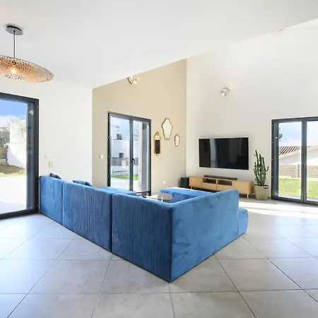 200m2 A 15 Min Du Centre De Toulouse *