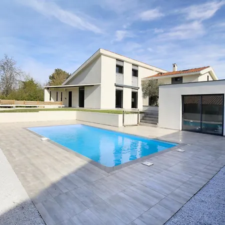 Villa 200m2 A 15 Min Du Centre De Toulouse Balma